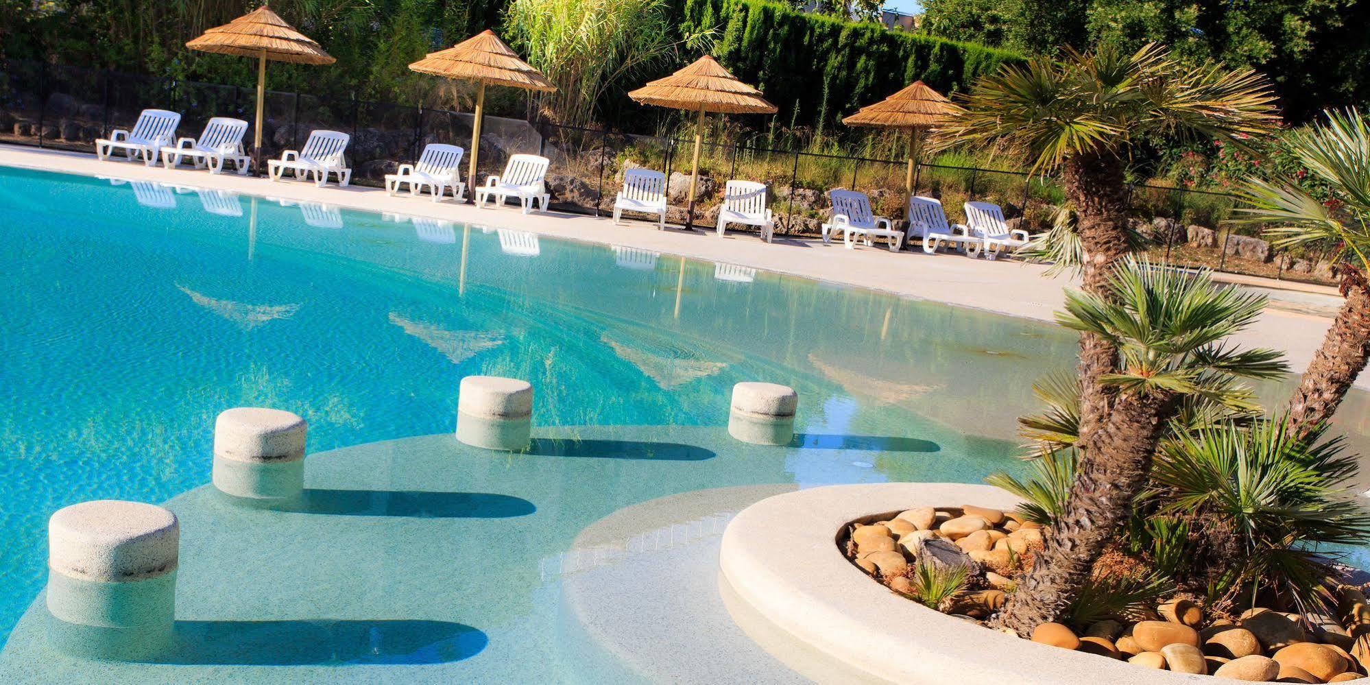 Hotel Club Le Capet Sainte-Maxime Buitenkant foto