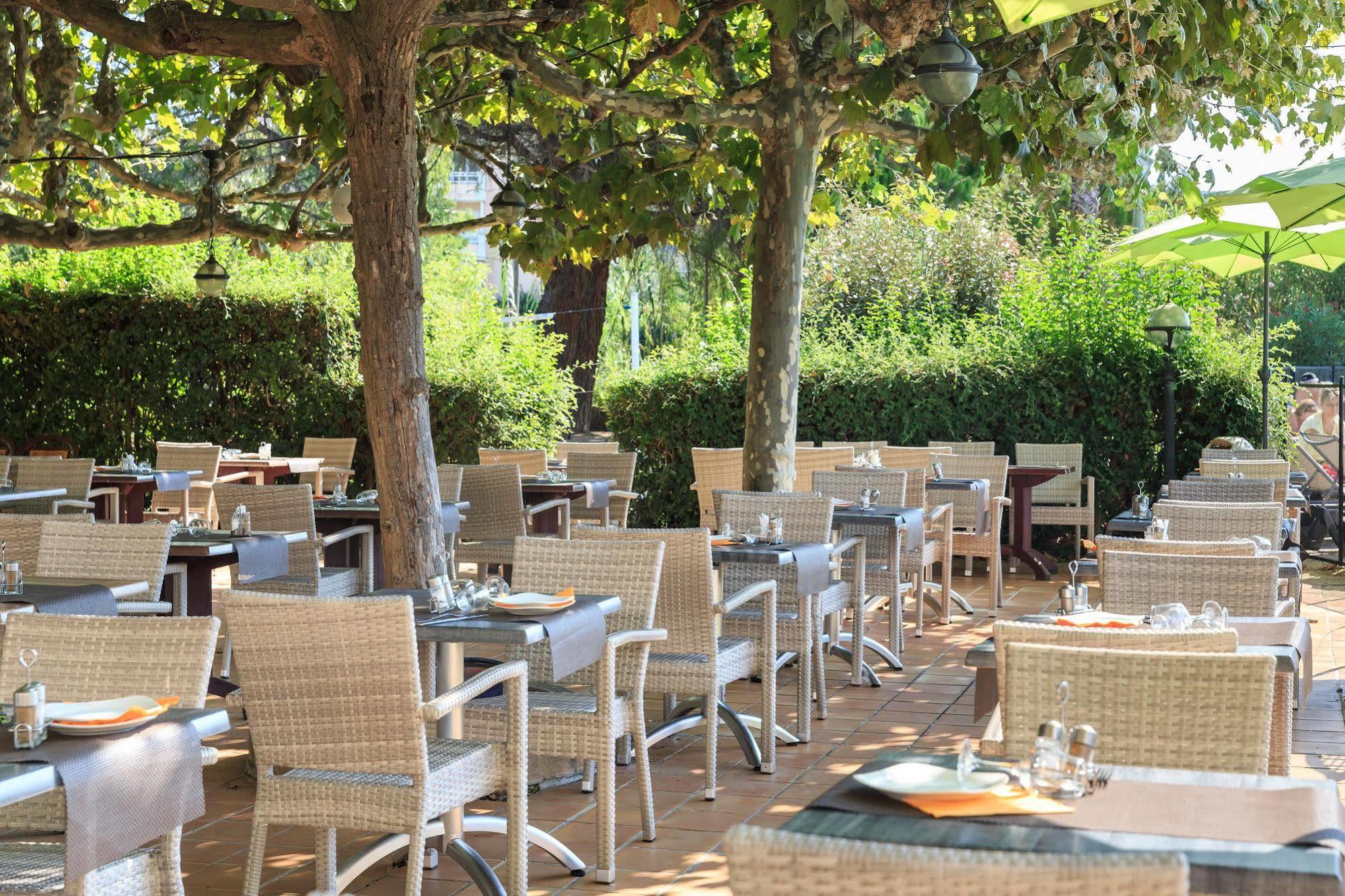 Hotel Club Le Capet Sainte-Maxime Buitenkant foto