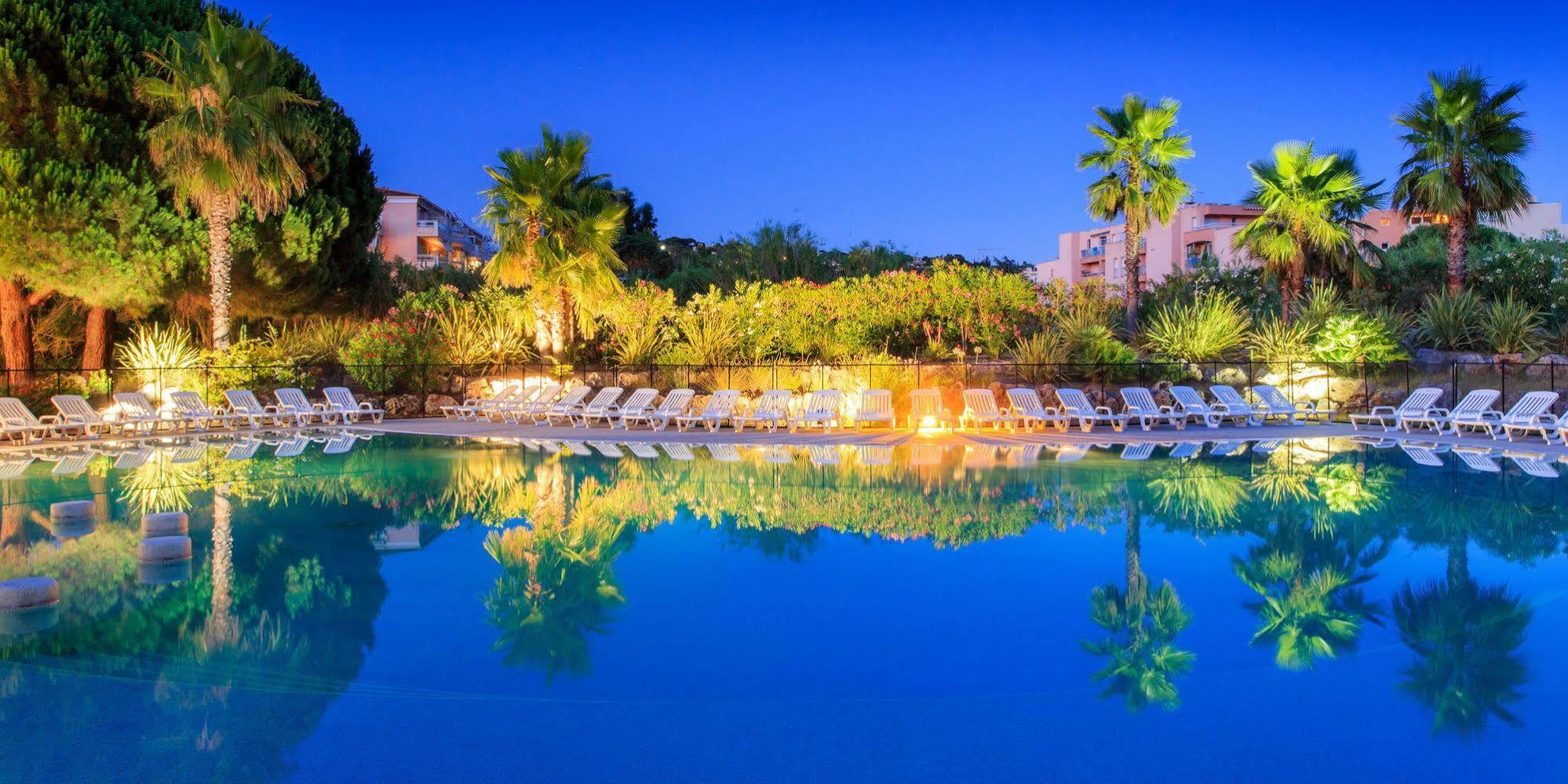 Hotel Club Le Capet Sainte-Maxime Buitenkant foto
